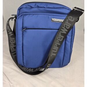 Tupperware Crossbody/Sling/Messenger Cooler Bag Lunch Bag/Box.  BEE PATTERN!